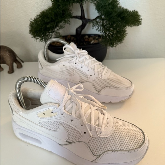 Nike Air Max White Women's Sneakers - Picture 1 of 6